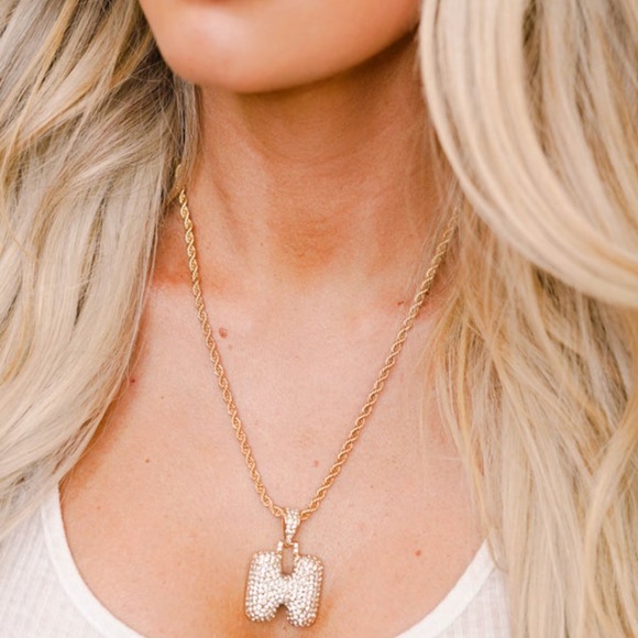 ☃️BOGO50%☃️🆕✨GOLD M✨BUBBLE LETTER INITIAL NECKLACE - Picture 13 of 16